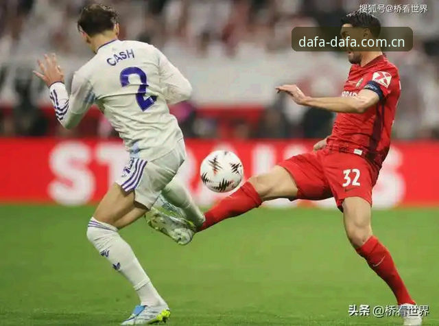 大发平台在线注册 维拉3-0弗赖堡夺欧联杯最新动态:埃梅里刷爆五项纪录,大發平台战术数据深度解读